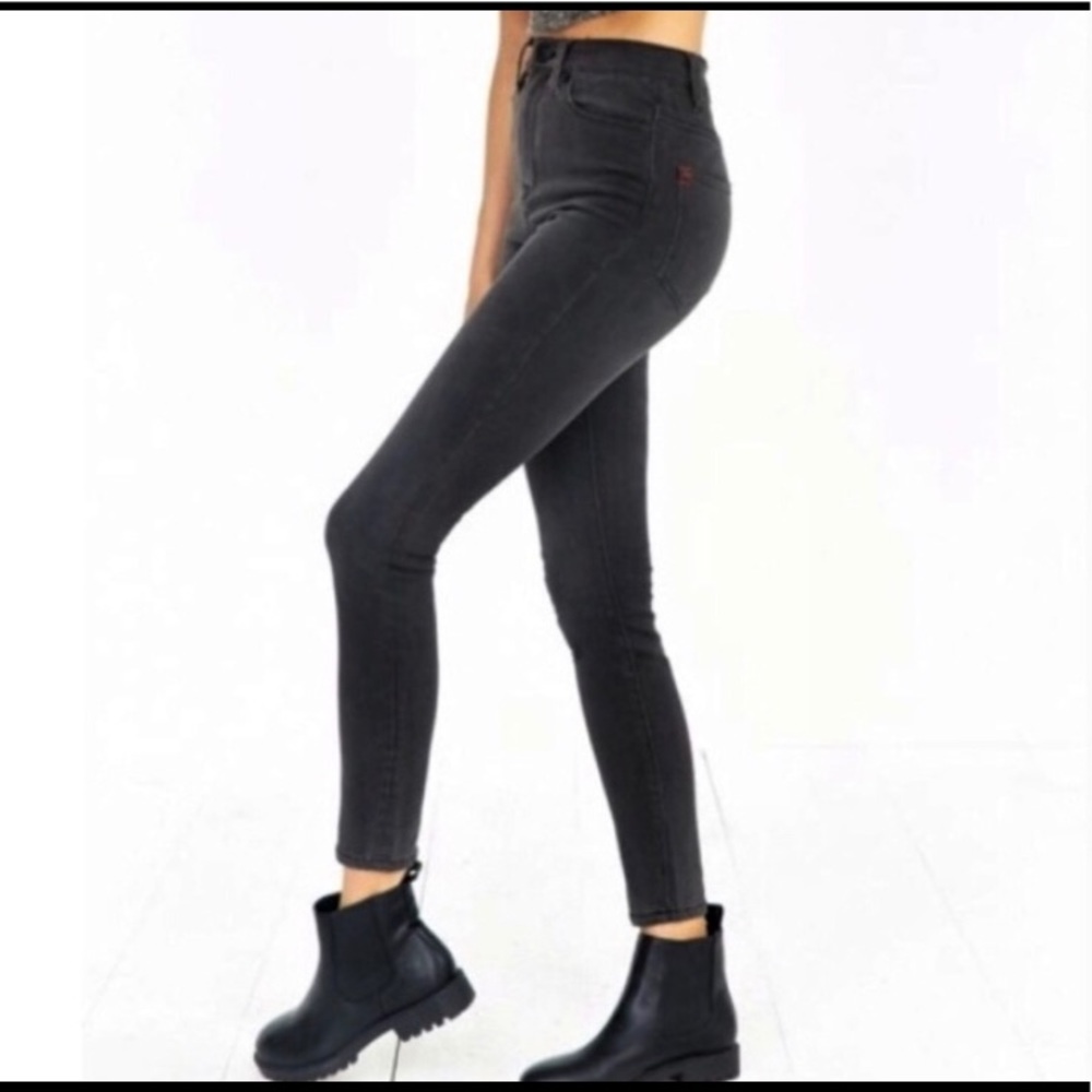 BDG | Super High Rise Twig Ankle Jeans